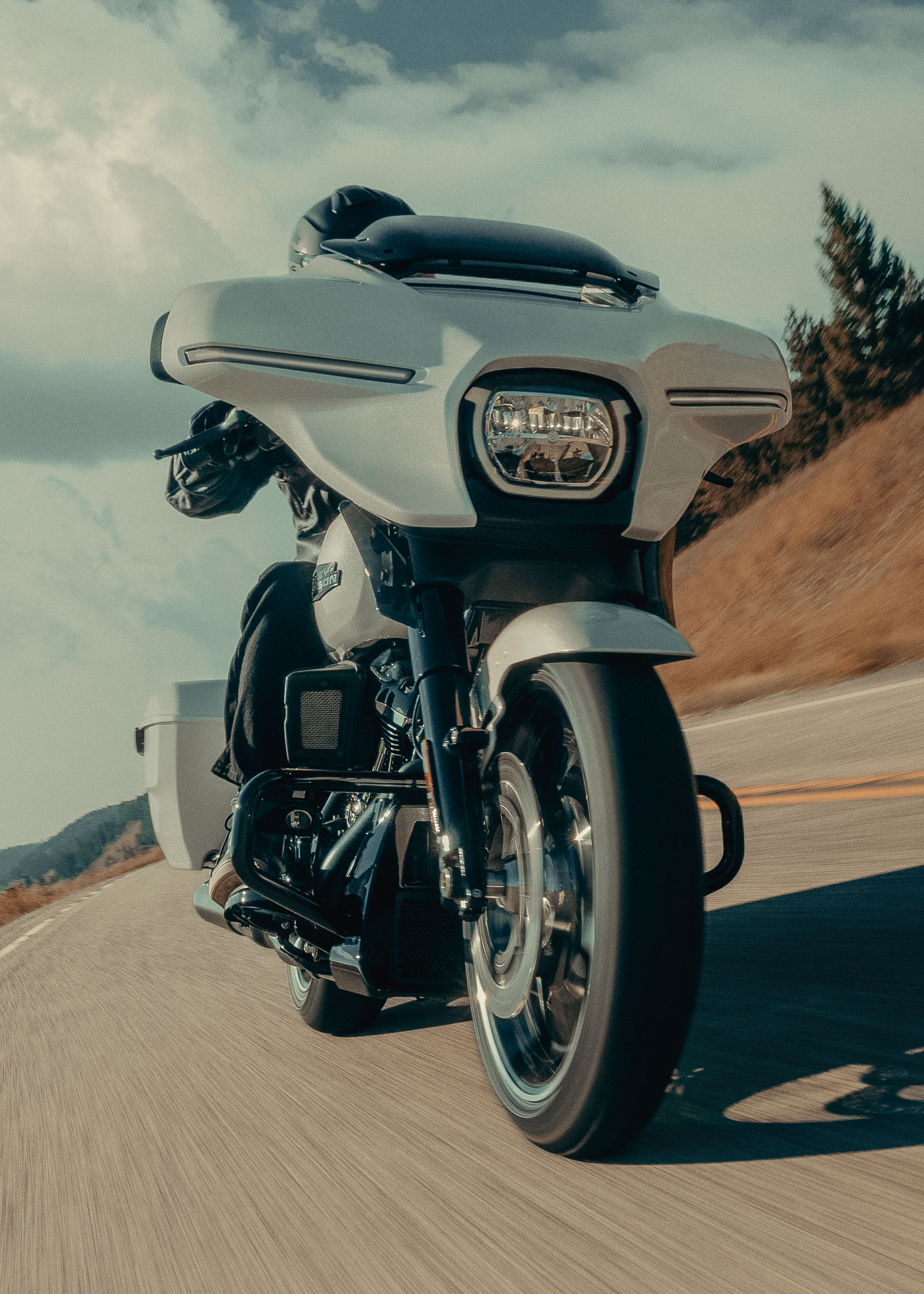 2025 Street Glide motorcycle Riding