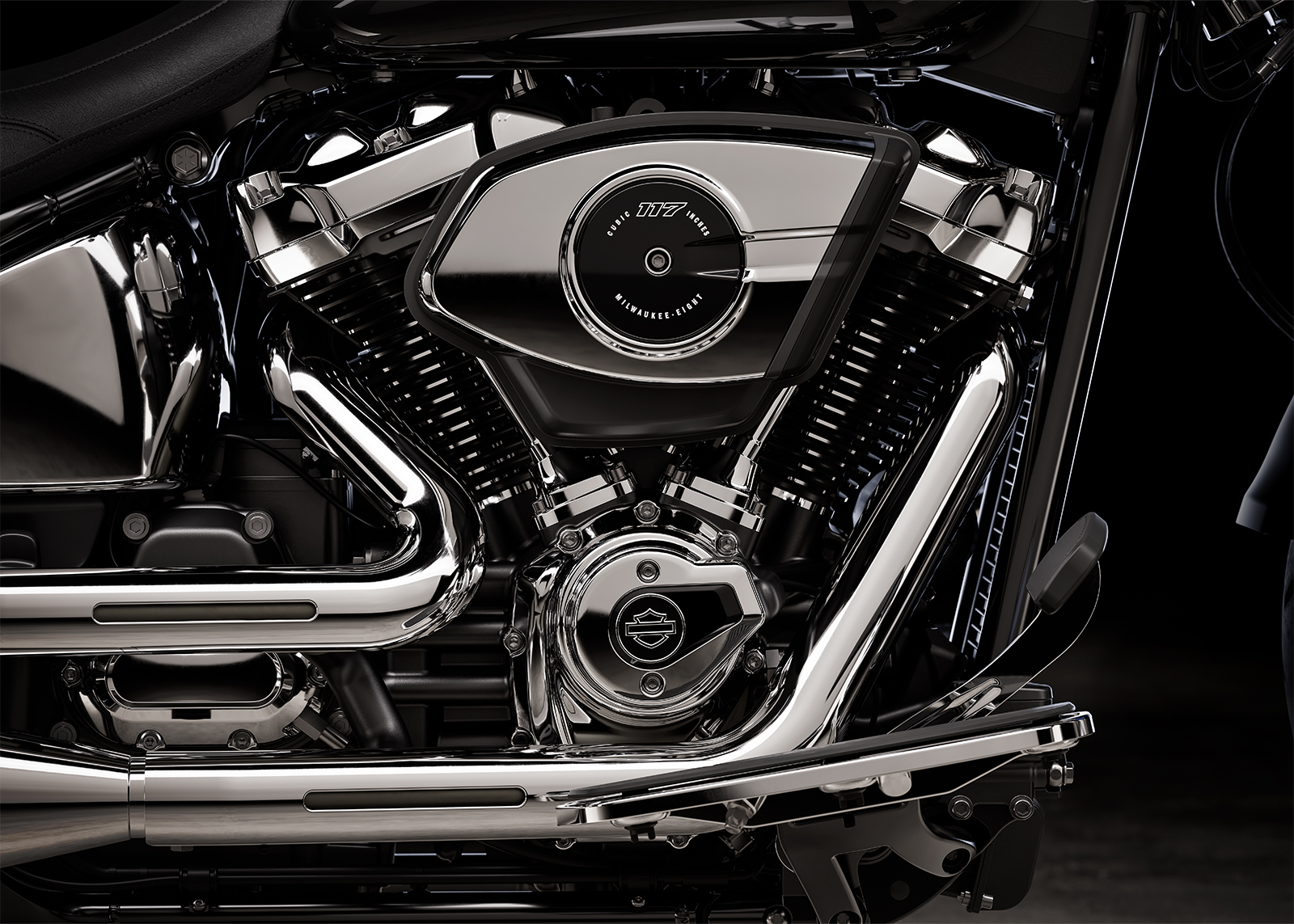 2026 Fat Bob Engine Beauty Shot