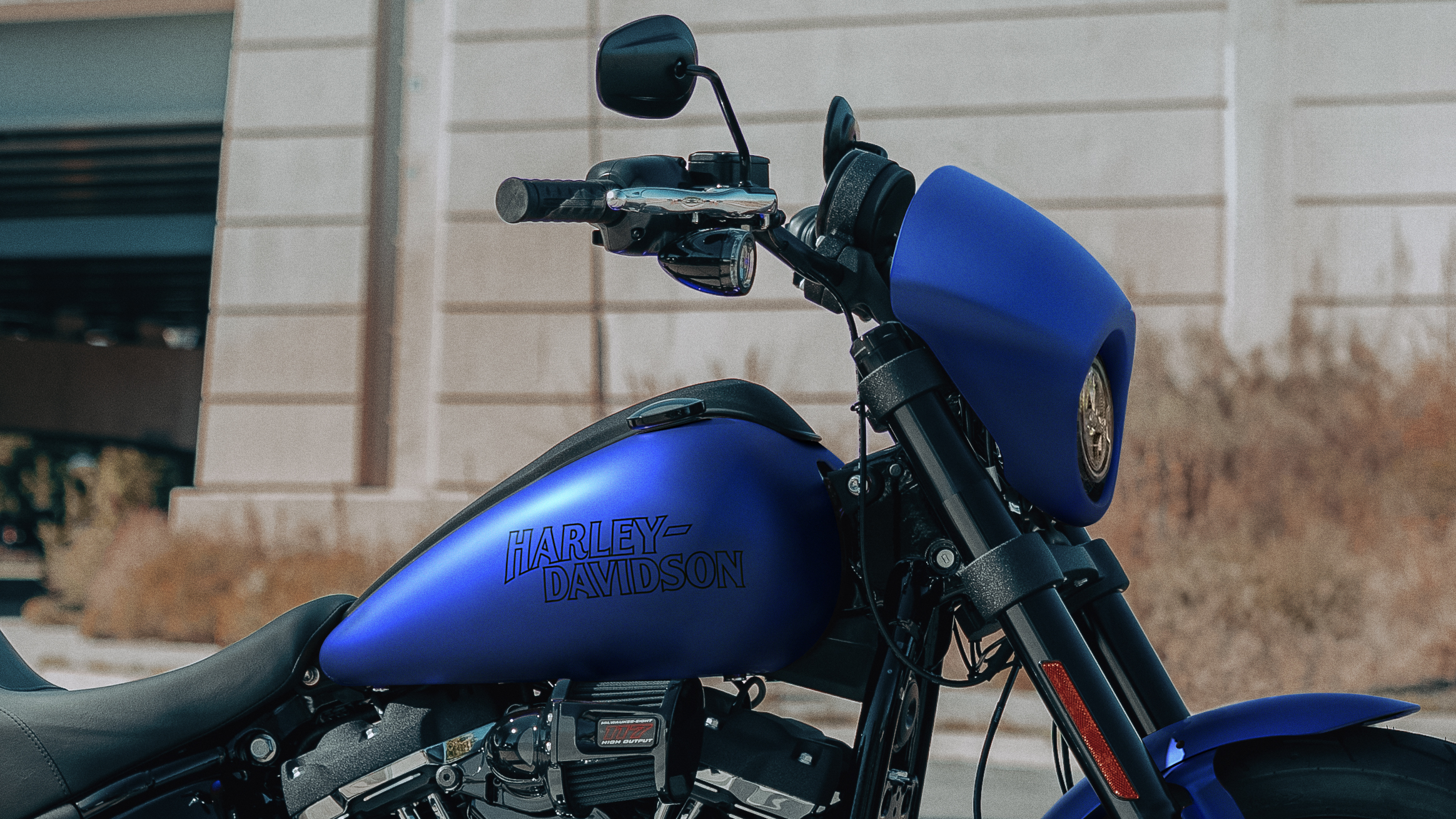 2025 Low Rider S Motorcycle Beauty Shot